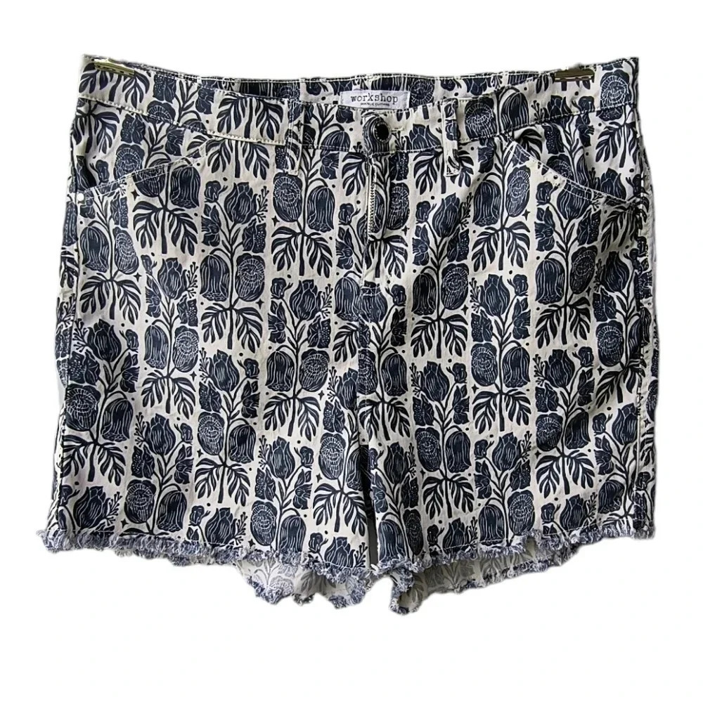 Workshop Republic Clothing Women's Floral Resort Stretchy Cut Off Shorts, 12